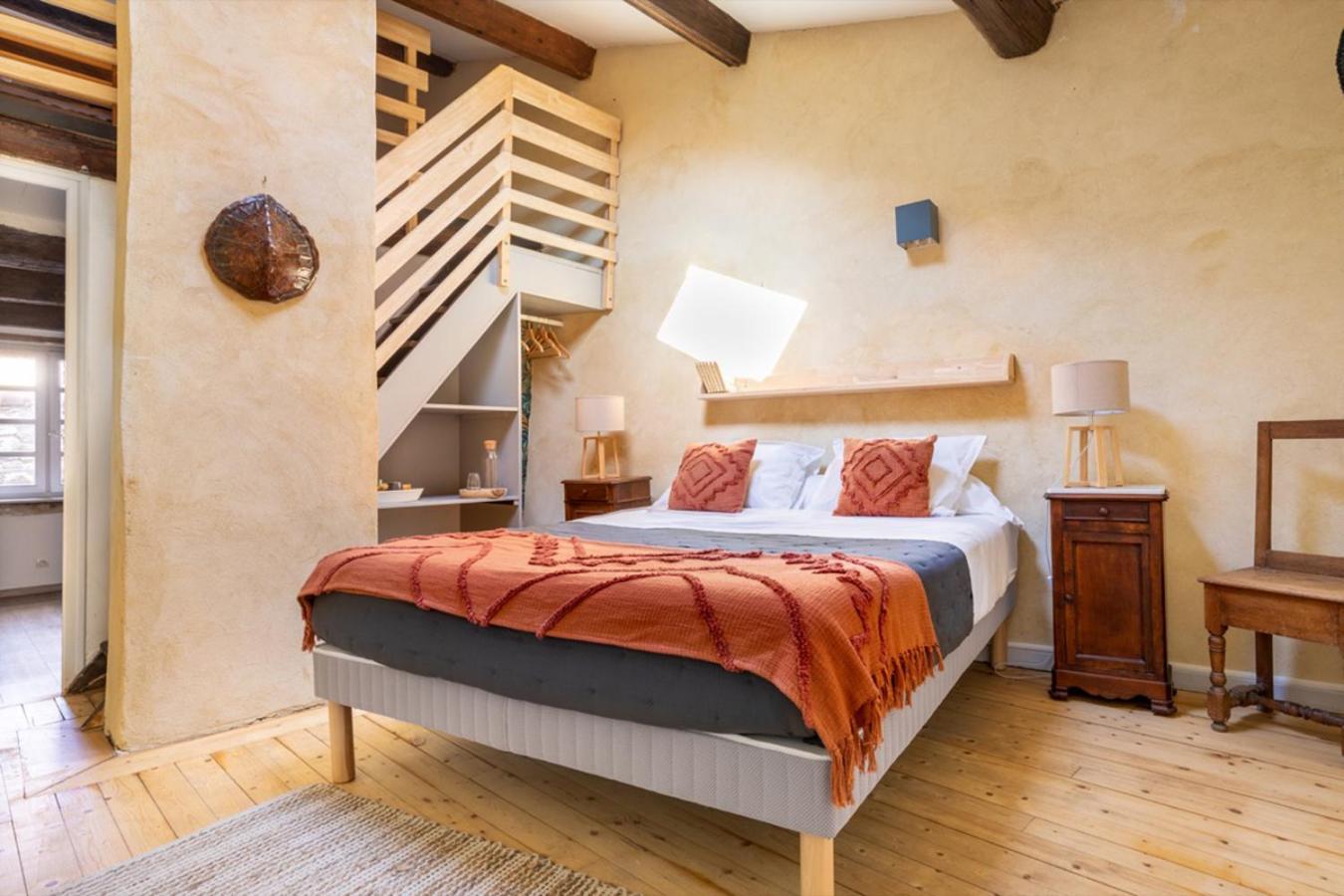 Hotel Le Pied De La Lettre Grignan Exteriér fotografie